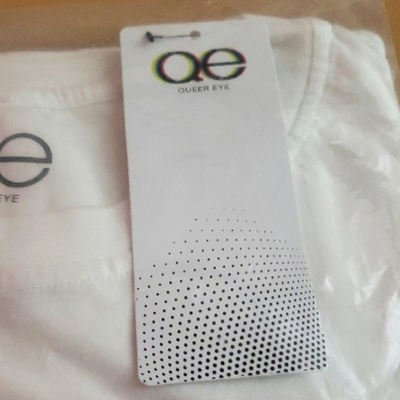 Queer Eye White 'Choose Kindness' T-Shirt - Picture 3 of 6